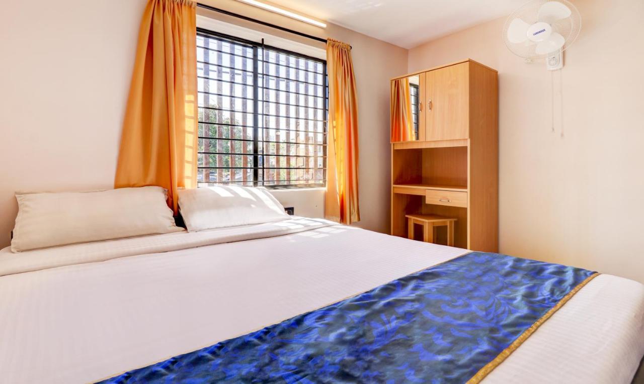 Tri-Star Presidency Kochi Exterior foto
